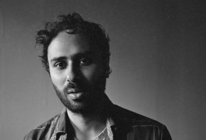 Dawn of Midi - press photo 04a Qasim Naqvi by Falkwyn de Goyeneche_PRINT