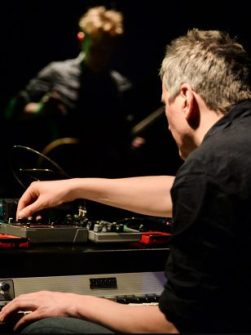 Warped-DuMoulin_--19_670